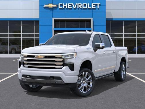 Polar White Tricoat 2026 Chevrolet Silverado 1500 High Country