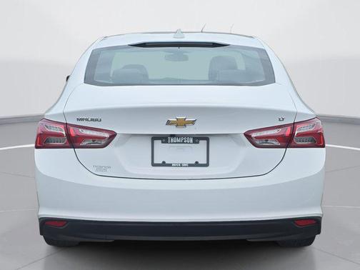 2022 Chevrolet Malibu FWD LT