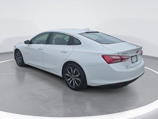2022 Chevrolet Malibu FWD LT
