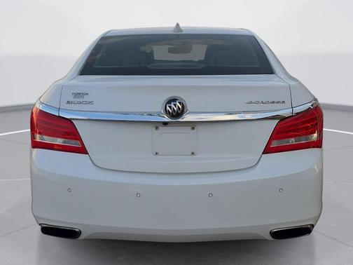 White Frost Tricoat 2016 Buick LaCrosse Leather