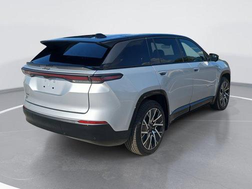 2025 Jeep Wagoneer S Limited