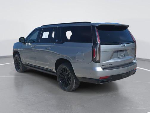 2023 Cadillac Escalade ESV Sport