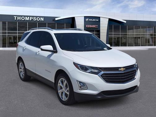 Iridescent Pearl Tricoat 2018 Chevrolet Equinox 2LT