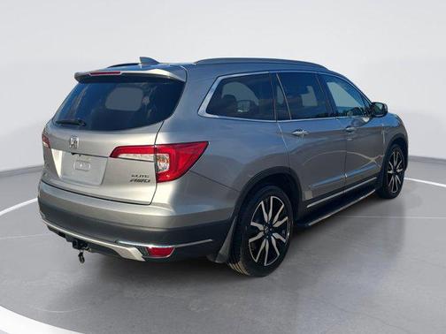 2020 Honda Pilot AWD Elite