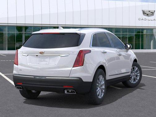 2026 Cadillac XT5 Luxury