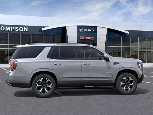 2025 GMC Yukon 4WD AT4