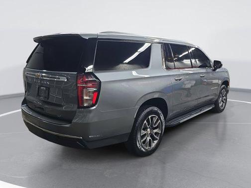 2021 Chevrolet Suburban LT