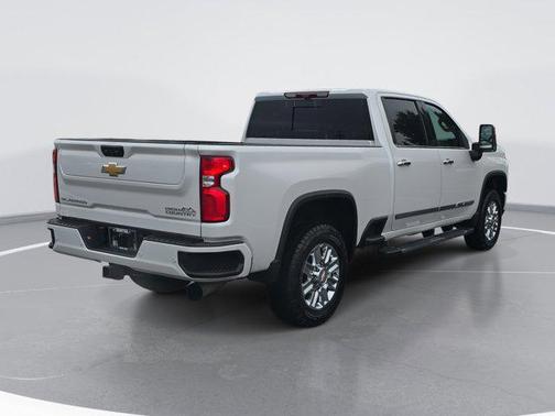 2024 Chevrolet Silverado 2500 High Country