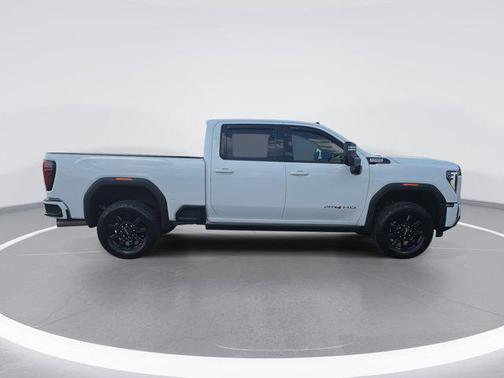 2024 GMC Sierra 2500 AT4
