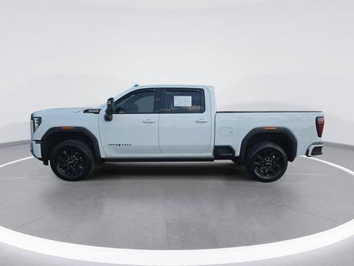 2024 GMC Sierra 2500 AT4