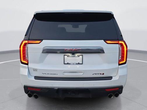 2024 GMC Yukon XL 4WD AT4