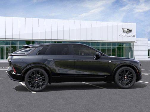 2025 Cadillac LYRIQ Sport