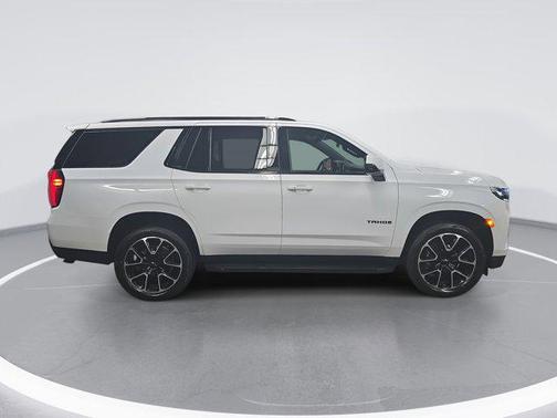 2023 Chevrolet Tahoe 4WD RST