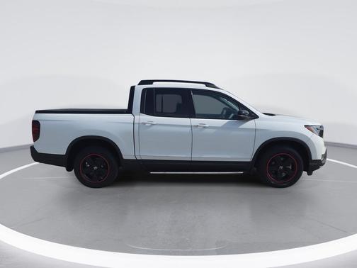 2023 Honda Ridgeline Black