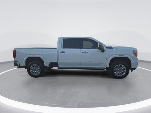 2023 GMC Sierra 2500 Denali