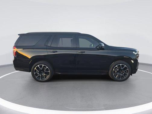 2022 Chevrolet Tahoe 4WD RST
