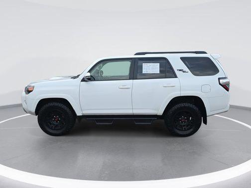 2024 Toyota 4Runner TRD Off Road