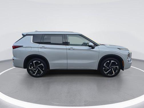 2023 Mitsubishi Outlander SEL 2.5 2WD