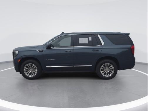Dark Sky Metallic 2021 GMC Yukon SLT
