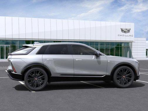 2025 Cadillac LYRIQ Luxury