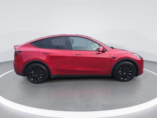 2022 Tesla Model Y Long Range Dual Motor All-Wheel Drive