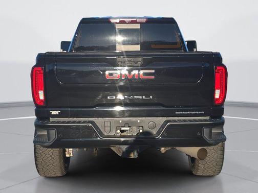 2020 GMC Sierra 2500 Denali