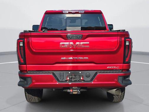 2024 GMC Sierra 2500 AT4