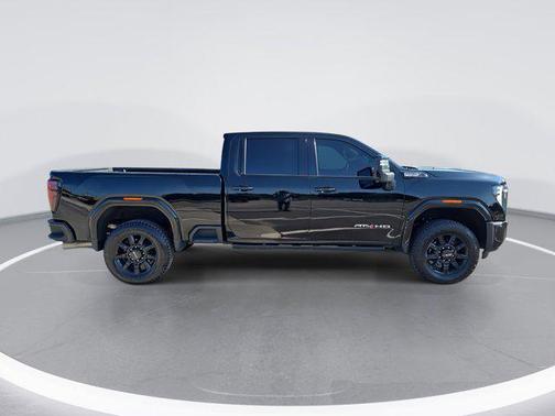 2024 GMC Sierra 2500 AT4