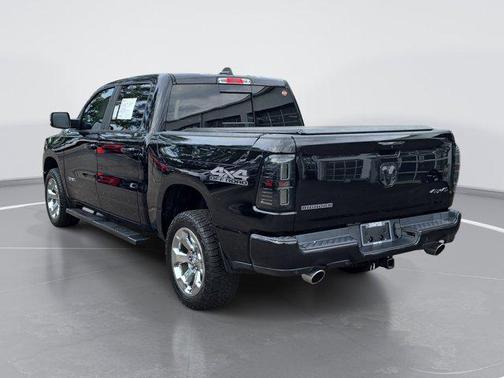 Diamond Black Crystal Pearlcoat 2020 RAM 1500 Big Horn/Lone Star