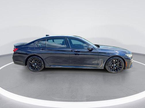 2021 BMW 750 i xDrive