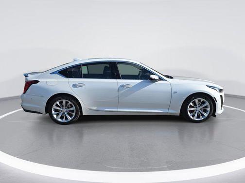 2022 Cadillac CT5 Premium Luxury