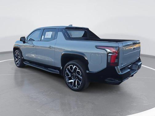 2025 Chevrolet Silverado EV Extended Range RST