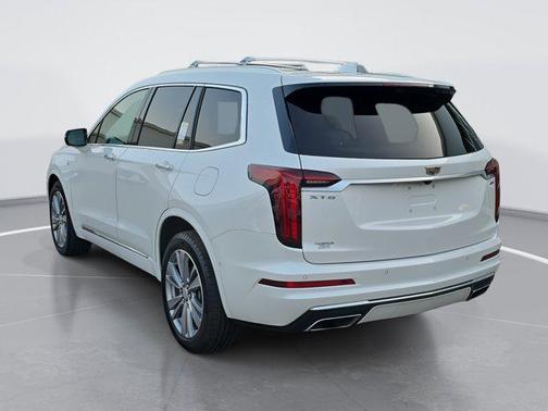 2023 Cadillac XT6 Premium Luxury FWD