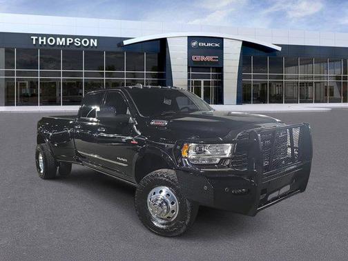 2021 RAM 3500 Limited Crew Cab 4x4 8' Box