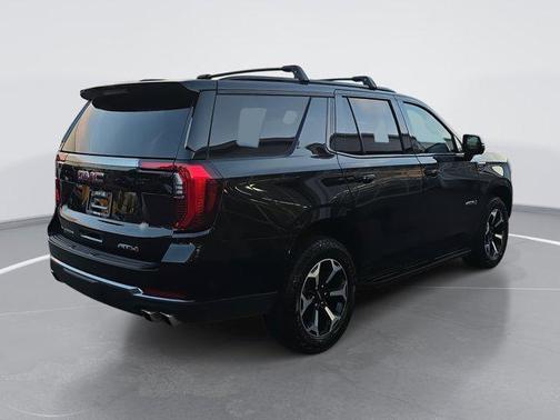 2025 GMC Yukon 4WD AT4