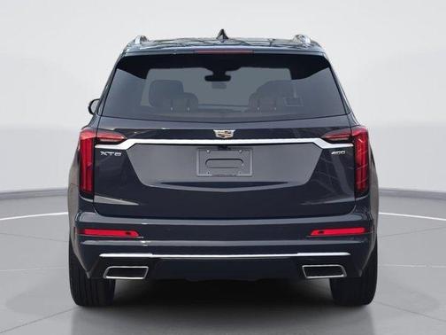 2024 Cadillac XT6 Premium Luxury FWD