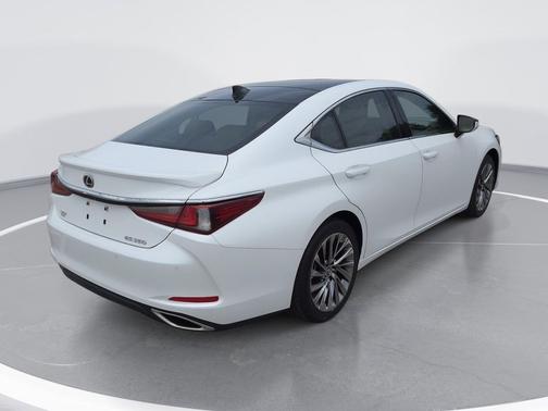 Eminent White Pearl 2024 Lexus ES 350 Ultra Luxury