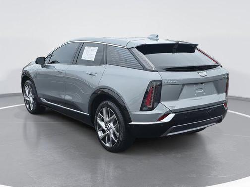 2025 Cadillac OPTIQ Luxury 1 AWD