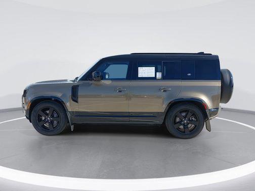 2024 Land Rover Defender 110 P400 X-Dynamic SE