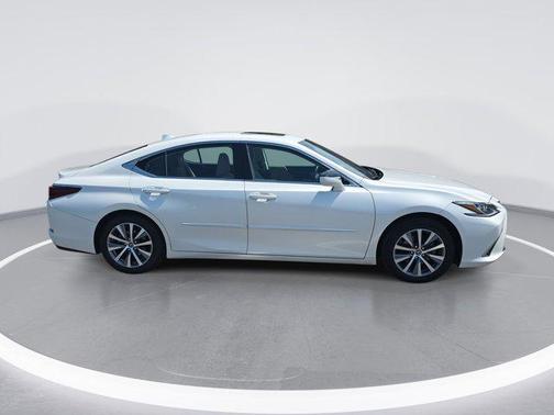 2019 Lexus ES 350 Base