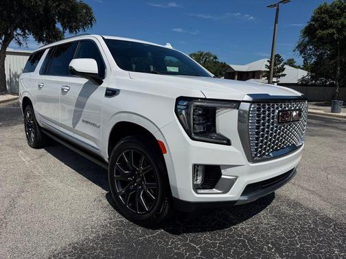 2024 GMC Yukon XL Denali
