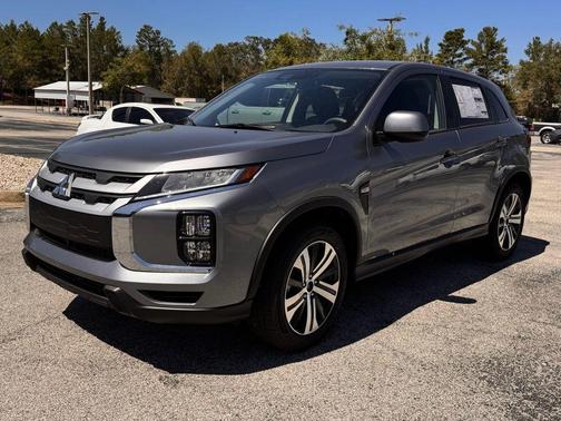 Mercury Gray Metallic 2026 Mitsubishi Outlander Sport 2.0 ES