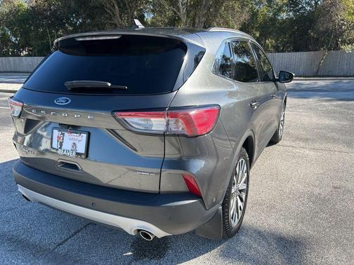 2020 Ford Escape Titanium Hybrid
