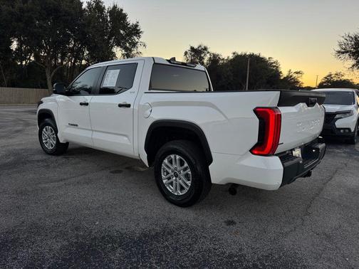 2024 Toyota Tundra SR5