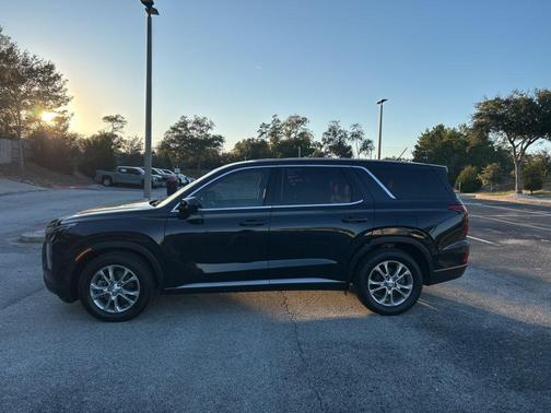 2022 Hyundai PALISADE SE