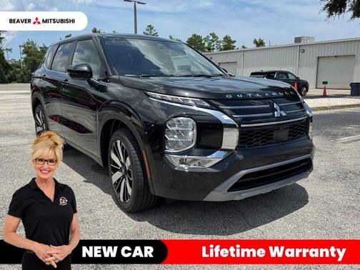 2025 Mitsubishi Outlander SE