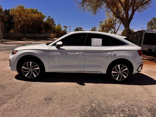2022 Audi Q5 45 S line quattro Premium