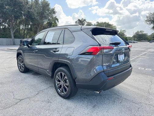 2024 Toyota RAV4 Hybrid XLE Premium