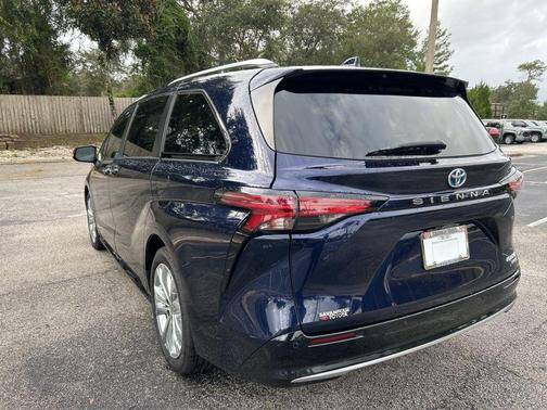 2021 Toyota Sienna