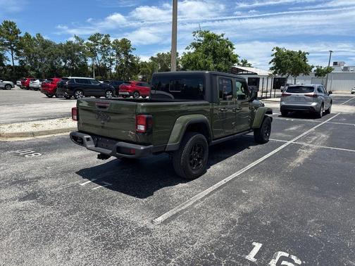 2021 Jeep Gladiator Sport